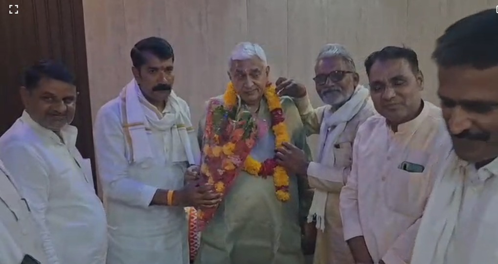 विधायक विनोद चतुर्वेदी के जन्मदिन पर शुभकामनाएं देने को उमढ़ा जनसैलाब!